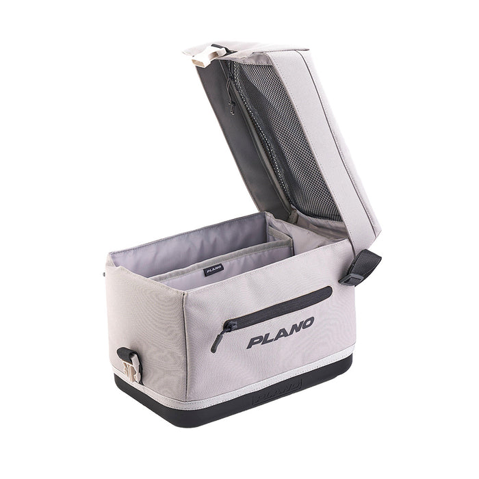 Plano Weekend Softsider Tackle Bag  3600 Series  Coast P000280