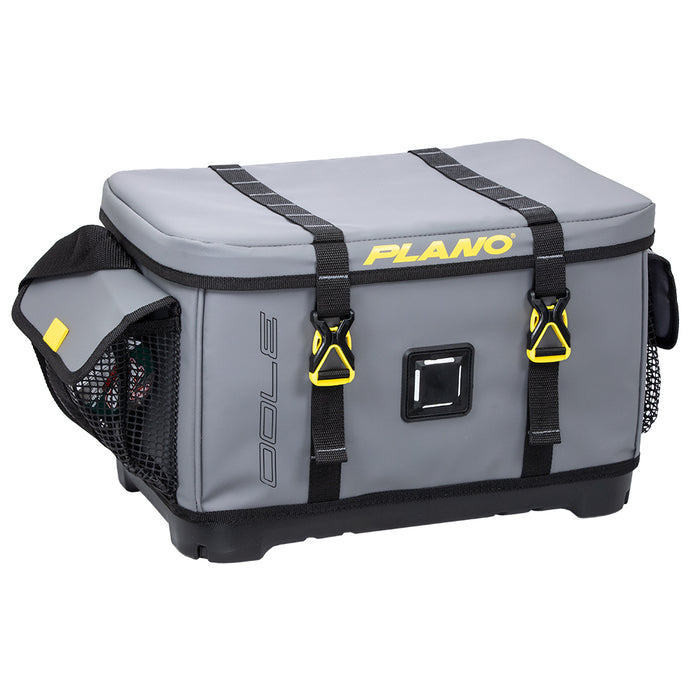 Plano ZSeries 3700 Tackle Bag wWaterproof Base PLABZ370